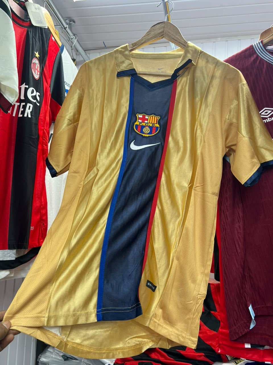 Maillot FC Barcelone Doré & Bleu Marine